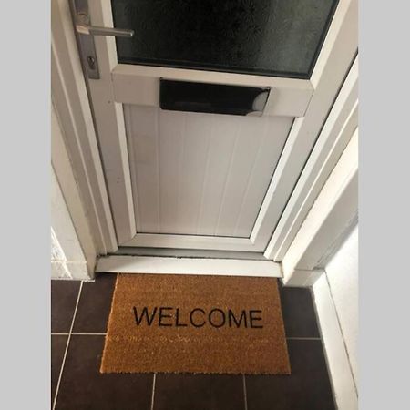 One Bedroom Flat On The Banks Of Loch Lomond アレクサンドリア エクステリア 写真